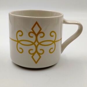 Starbucks Scroll Design in Gold 2015 12 ounces